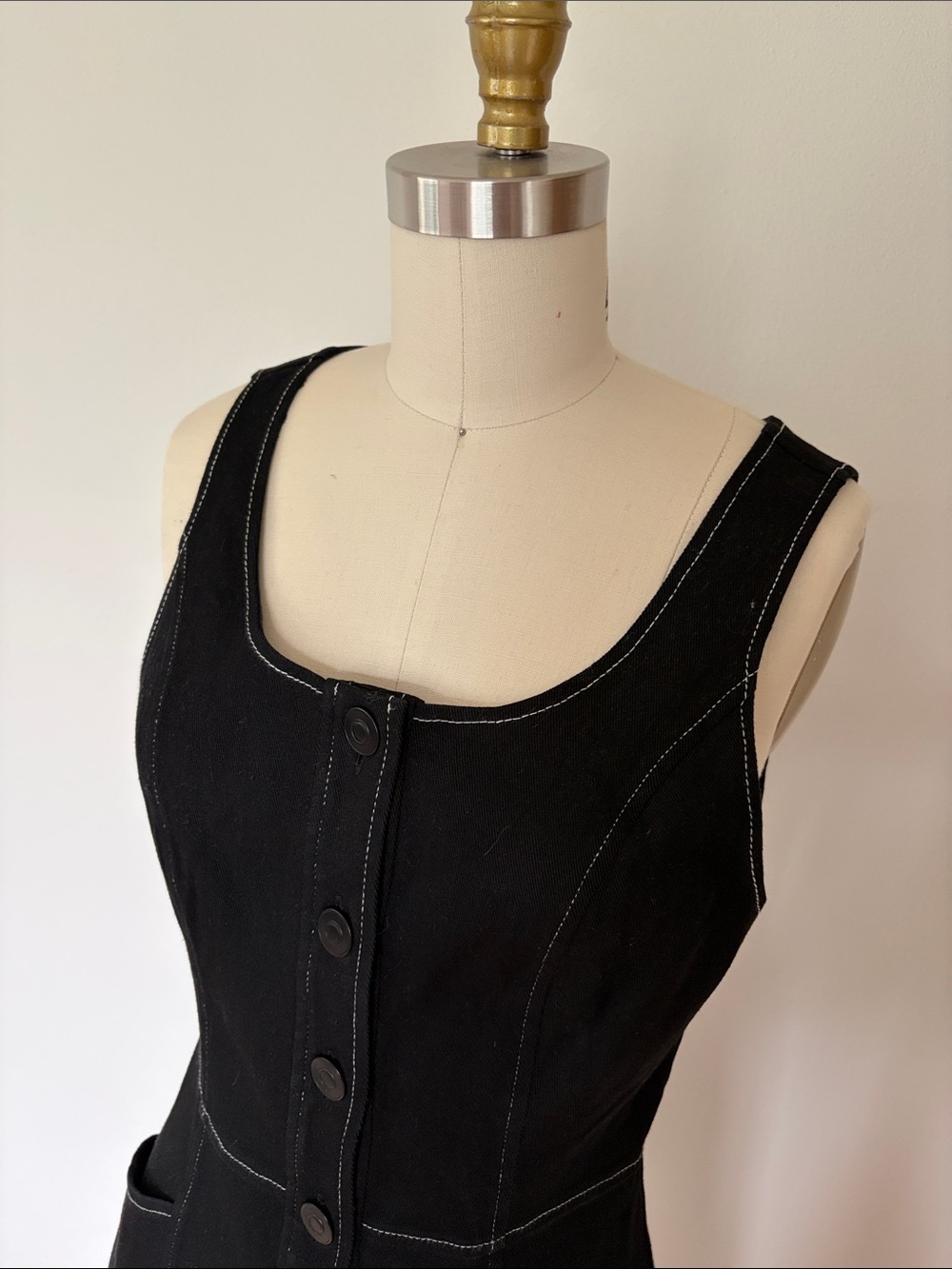 ModCloth Black Snap-Front Sleeveless Dress - Picture 3 of 6